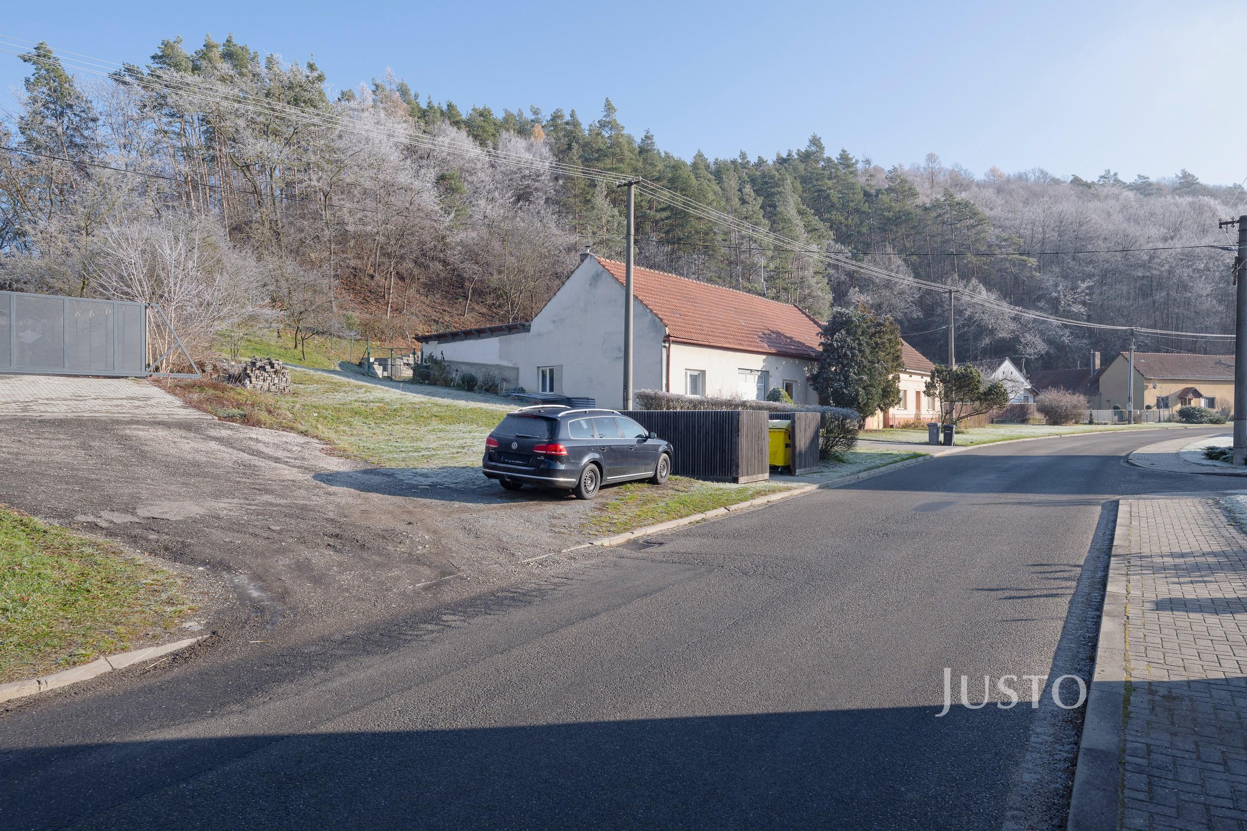 Prodej pozemku 534 m², Veletiny