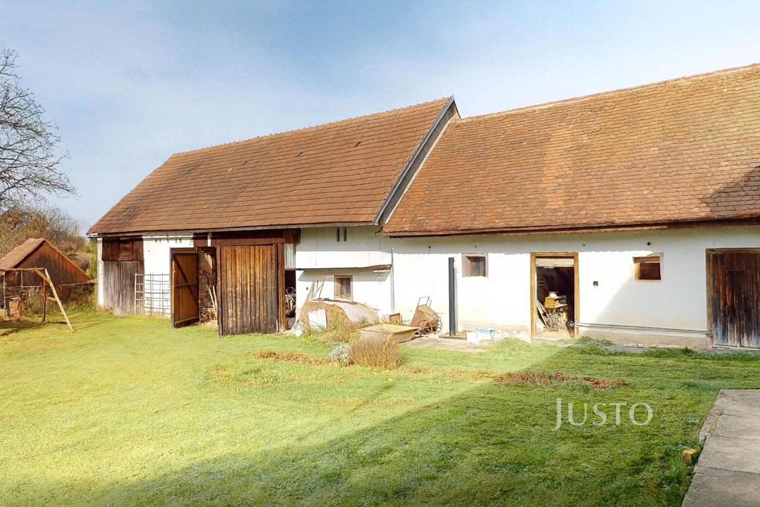 Prodej zemědělské usedlosti a krásným pozemkem