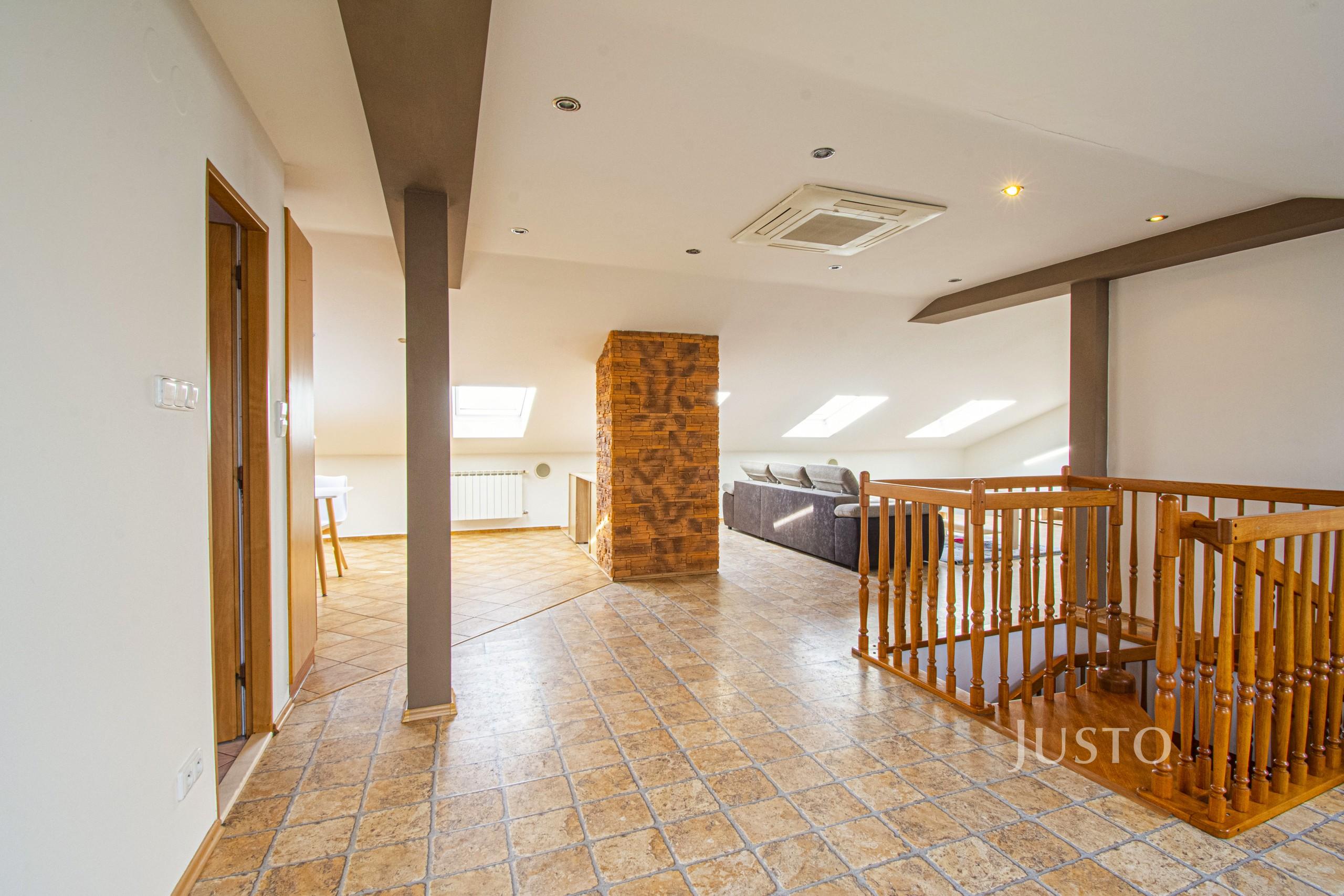 Pronájem 2+kk 133 m²