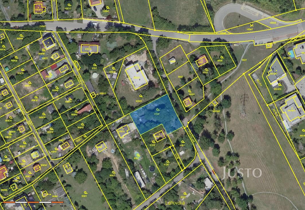 Prodej pozemku 842 m²