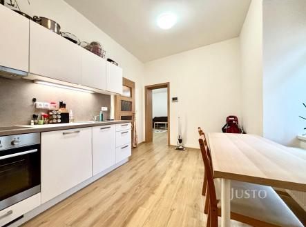 Pronájem bytu, 2+1, 72 m²