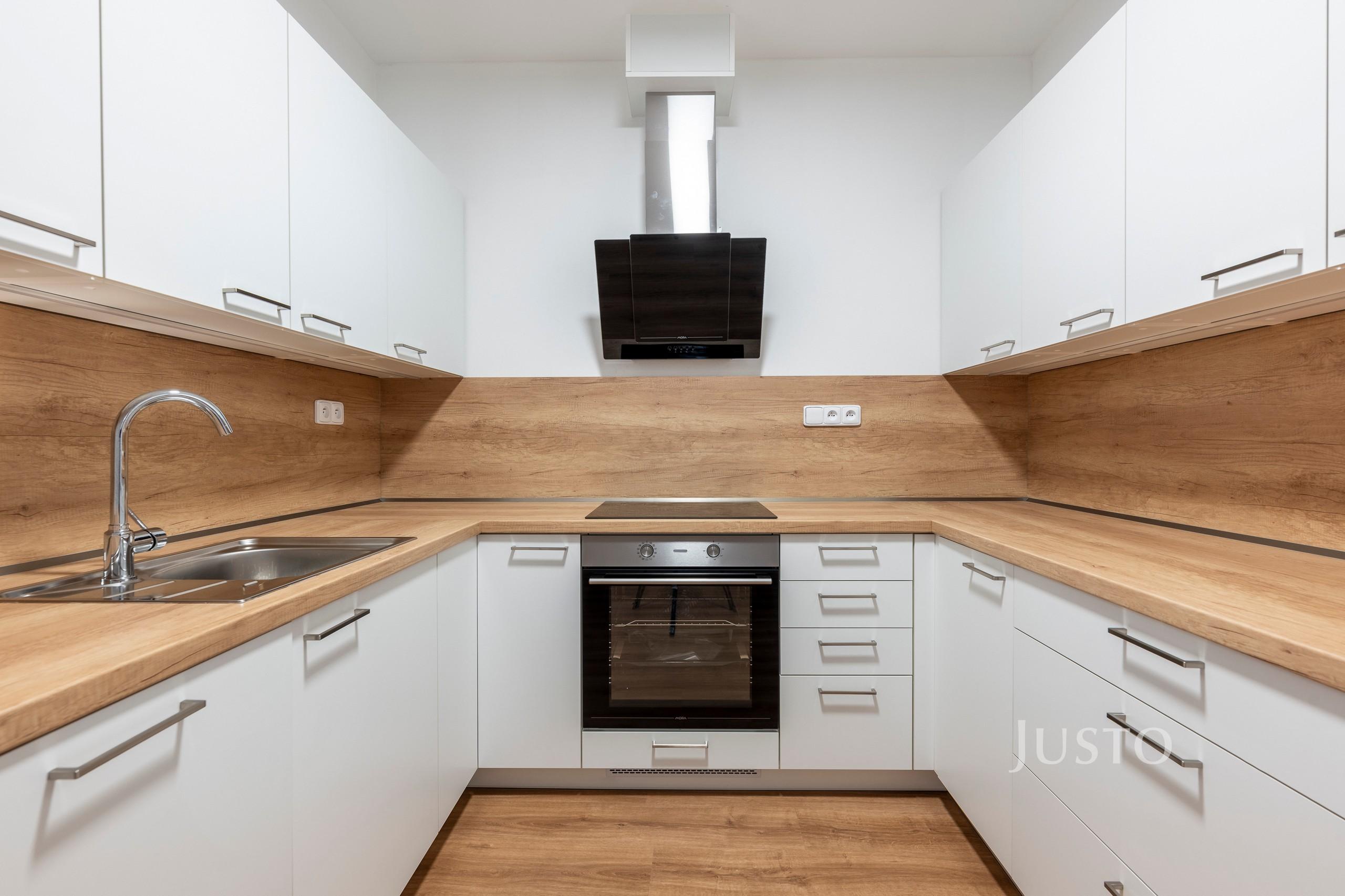 Pronájem 2+kk 57 m² + parkovací stání (2.4.1)