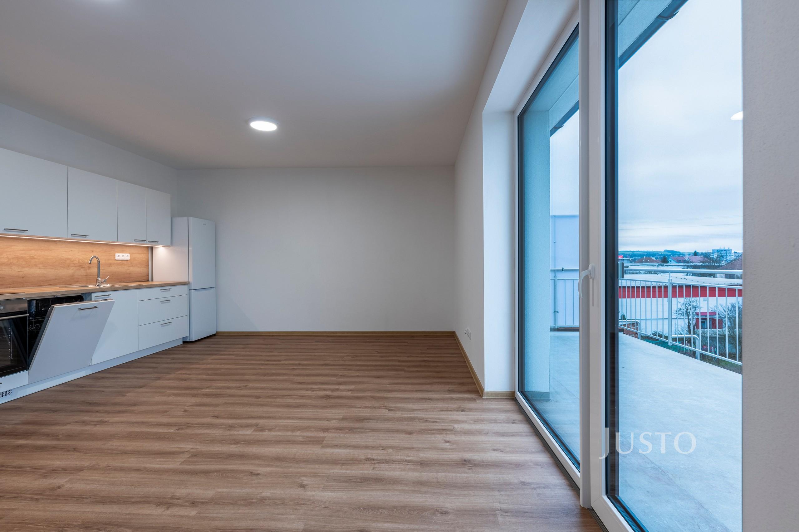 Pronájem 3+kk 78 m² + terasa 15 m² + parkovací stání (3.3.1)