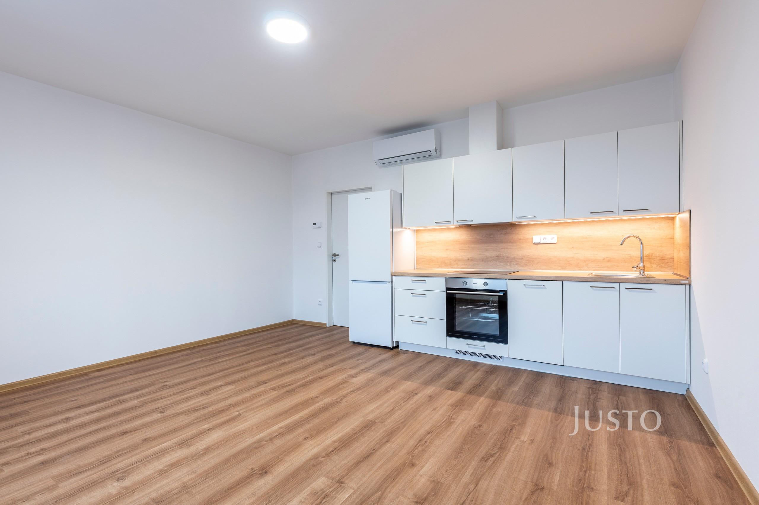 Pronájem 2+kk 55 m² + parkovací stání (2.1.1)