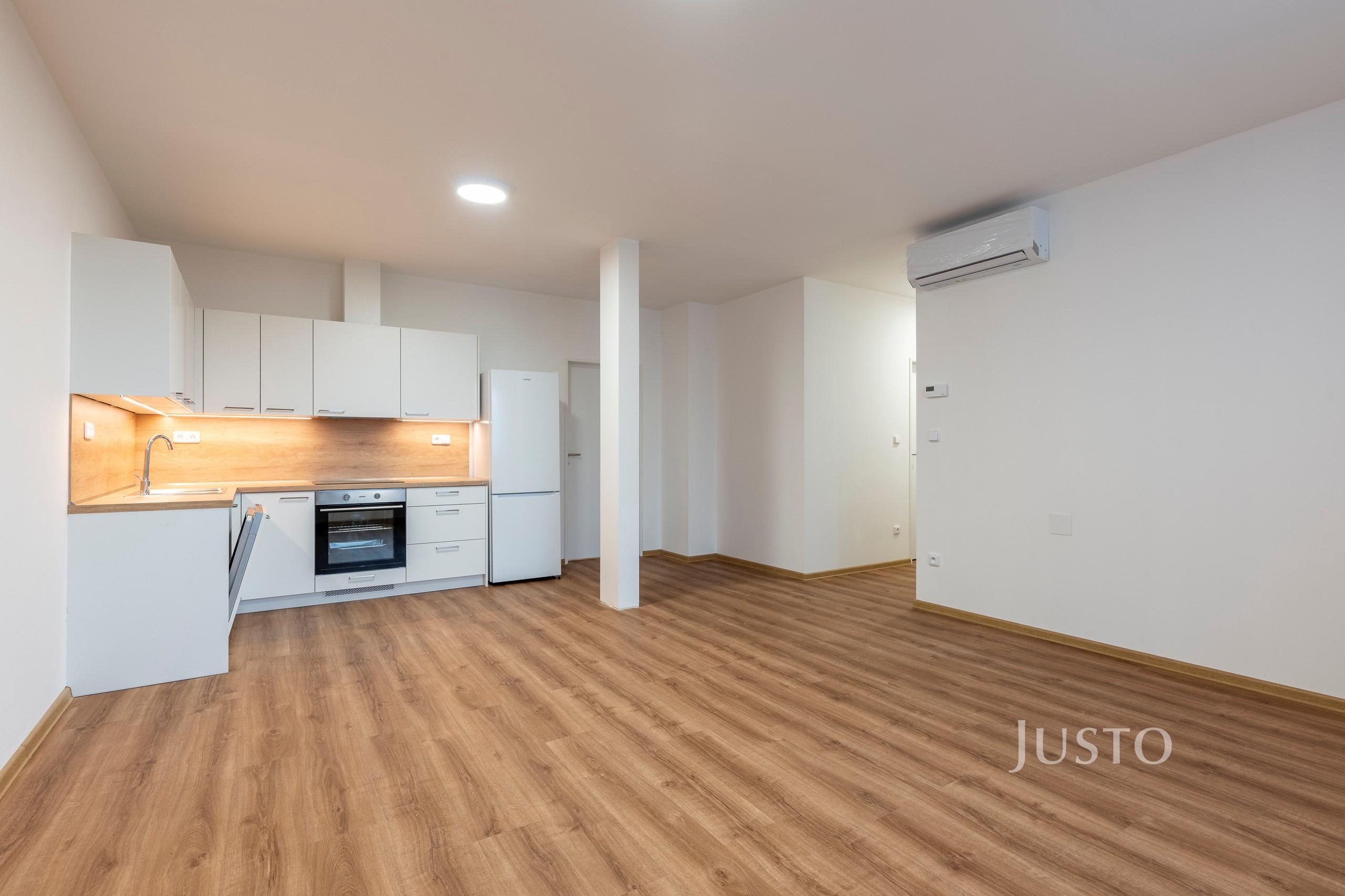 Pronájem 3+kk 76 m² + parkovací stání (3.1.1)