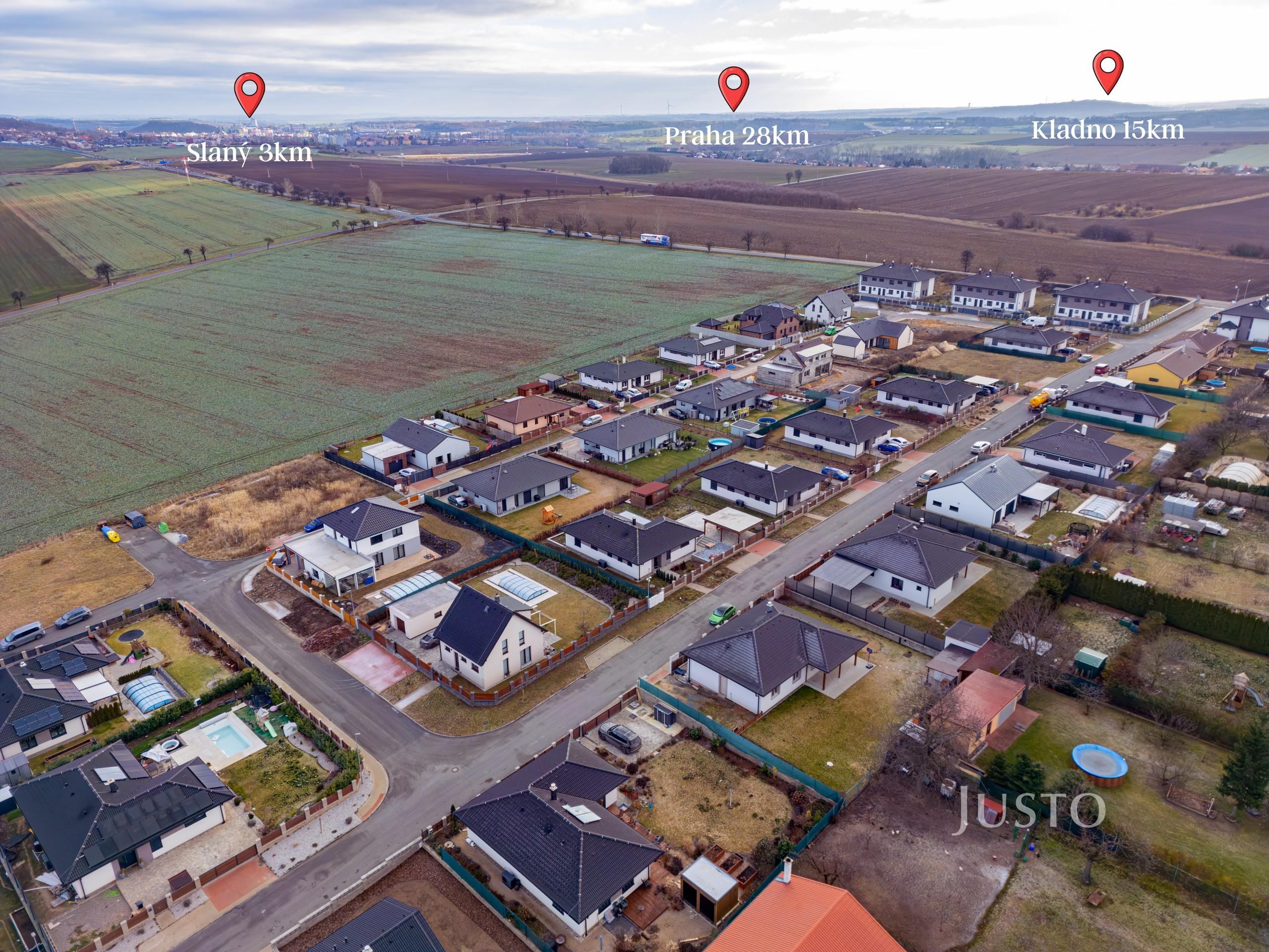 Prodej pozemku 742 m²