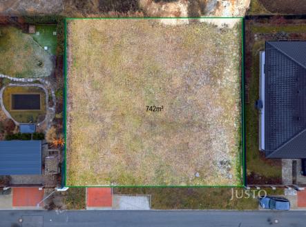 Prodej - pozemek pro bydlení, 742 m²