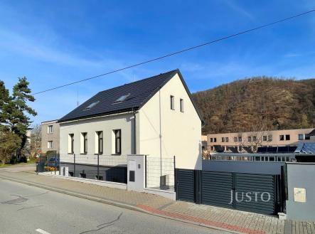 Prodej - dům/vila, 207 m²