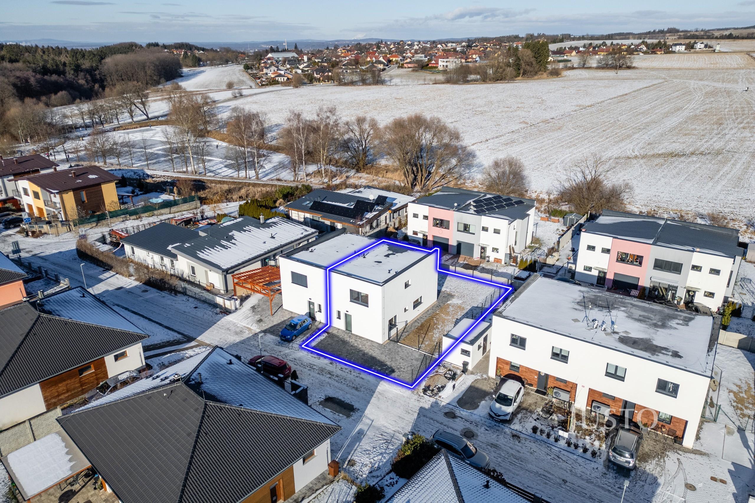 Prodej 5+kk 121 m² + zahrada 174 m² + terasa 13 m² + parkování