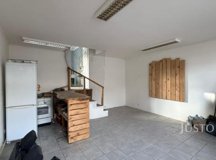 Pronájem - kanceláře, 56 m²