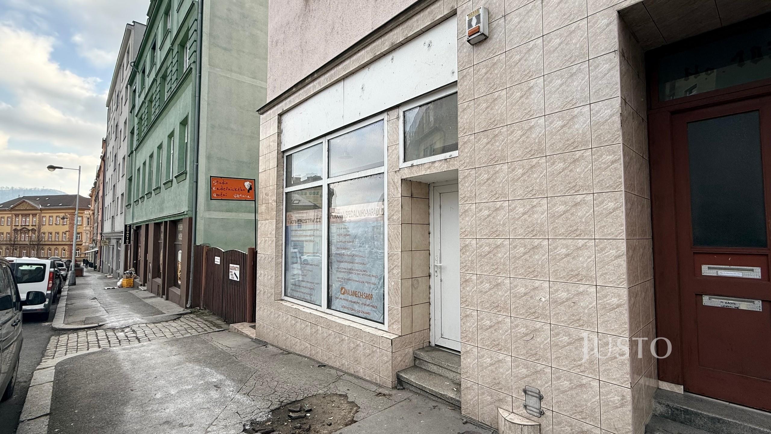 Pronájem kanceláří 56 m², Podmokly - Děčín