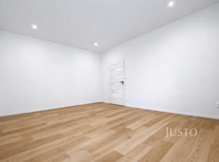 Pronájem bytu, 2+1, 70 m²