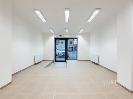 Pronájem - obchodní prostor, 42 m²