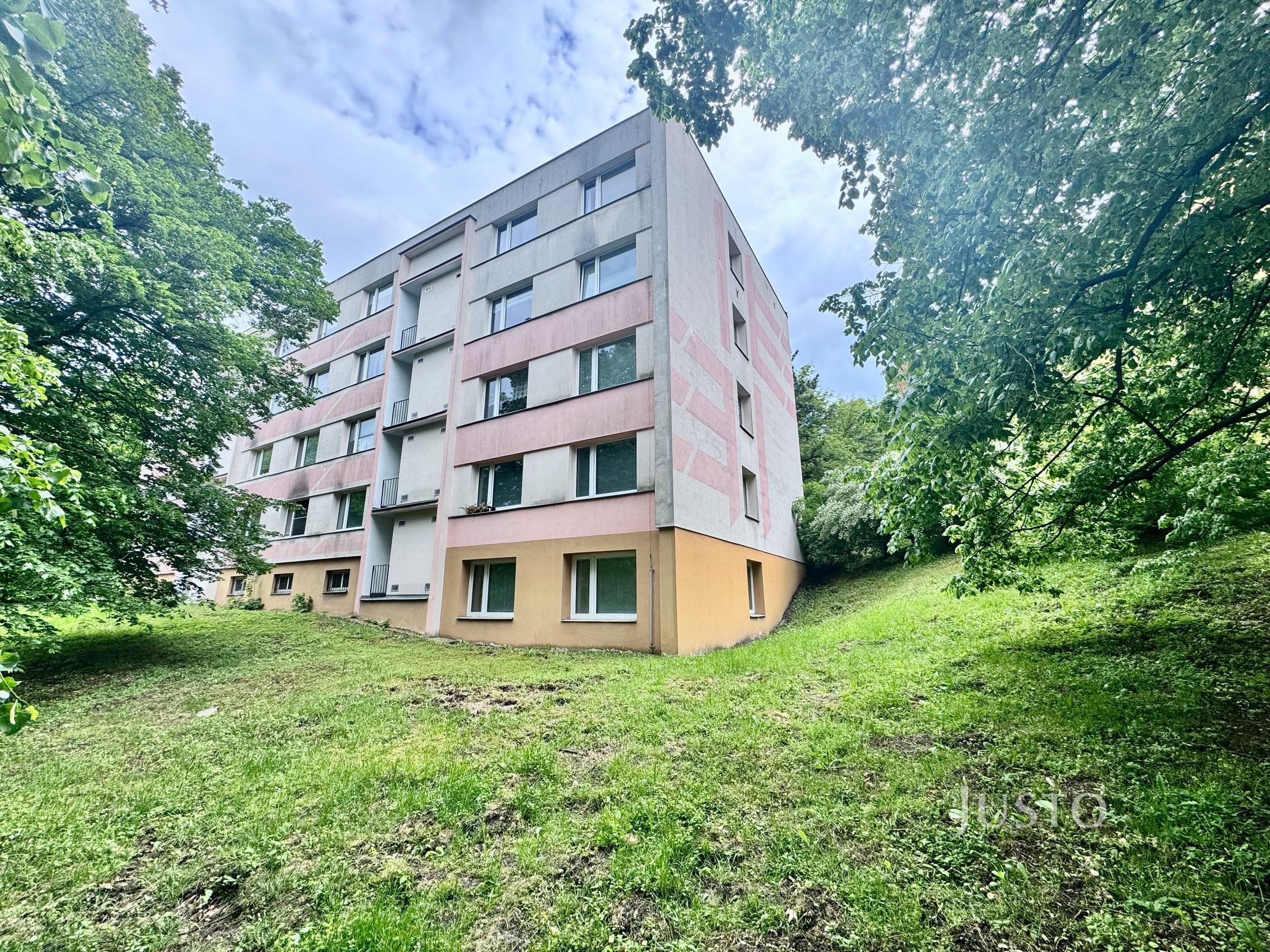 Pronájem 1+1 44 m²