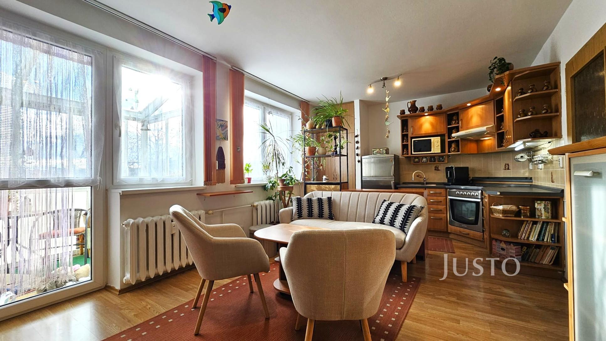 Prodej 2+kk 46 m² + lodžie + balkón