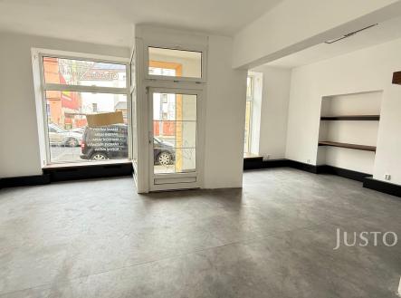 Pronájem - kanceláře, 70 m²