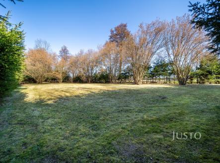 Prodej - pozemek, zahrada, 1 020 m²