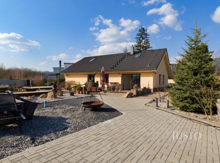 Prodej - dům/vila, 227 m²