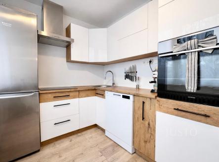 Pronájem bytu, 2+1, 63 m²