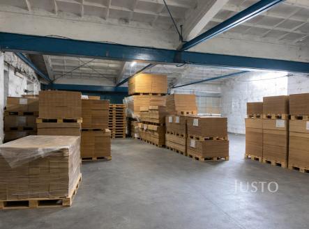 Pronájem - skladovací prostor