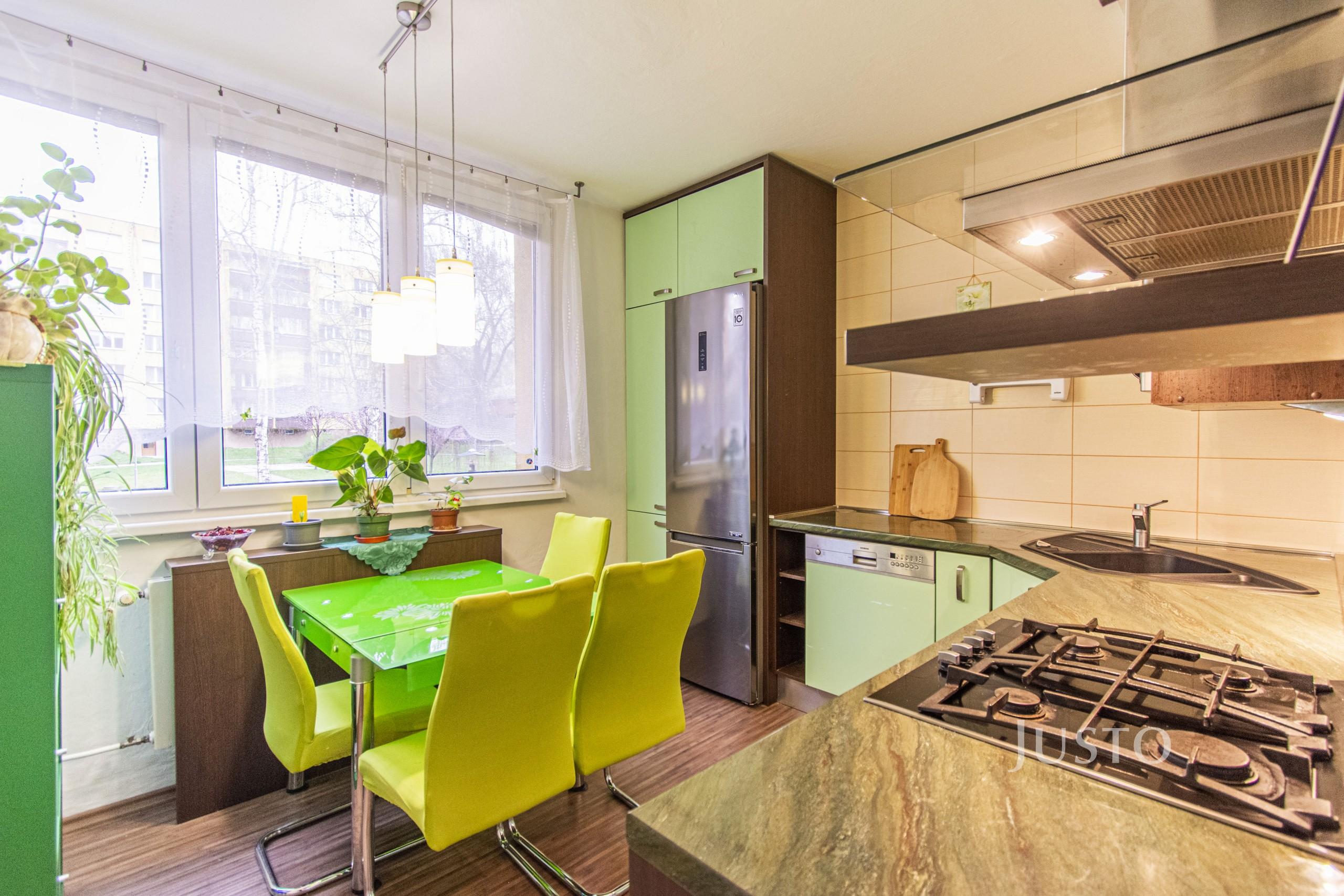 Prodej 3+1 77 m² + balkón 4 m²