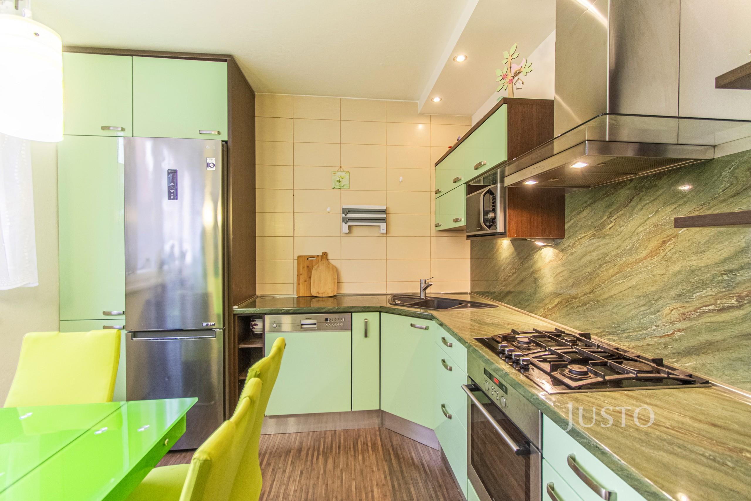 Prodej 3+1 77 m² + balkón 4 m²