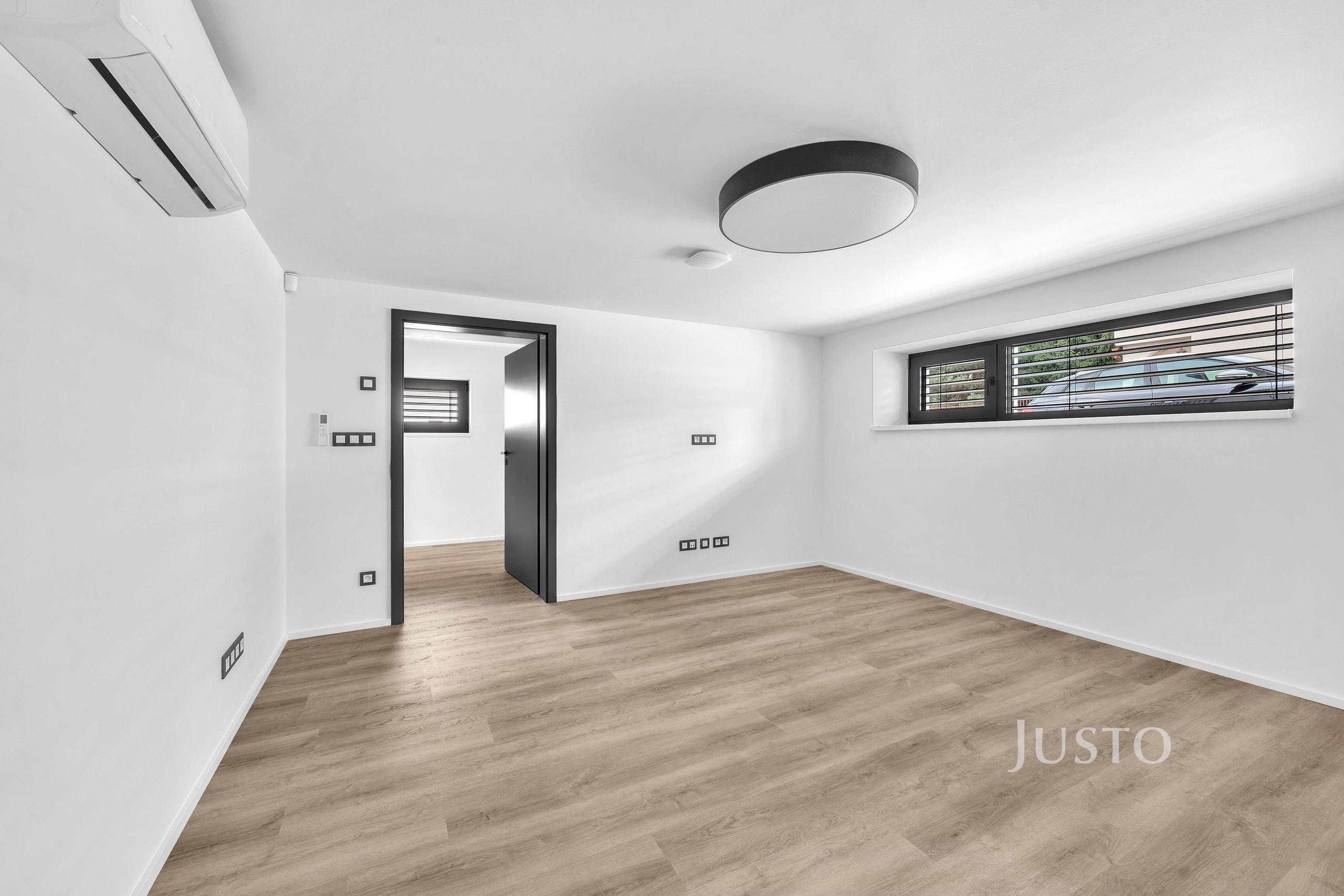 Pronájem studia 33 m² + parkování