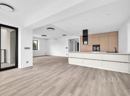 Pronájem bytu, 4+kk, 146 m²