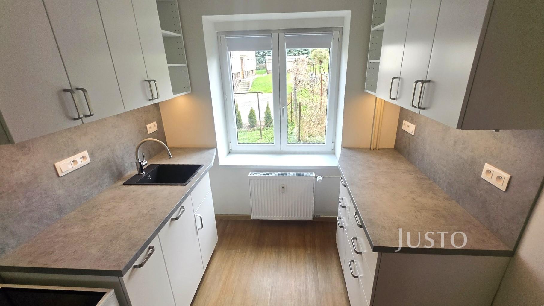 Pronájem 1+1 38 m², Písek - Smetanovo náměstí