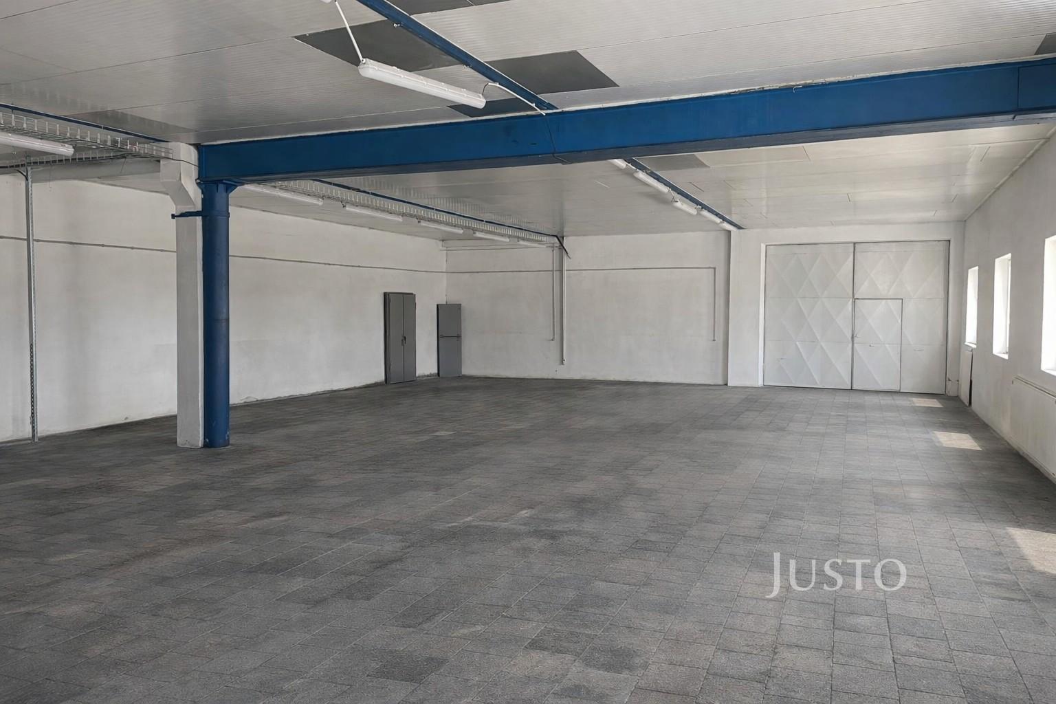 Pronájem skladů 140 m²