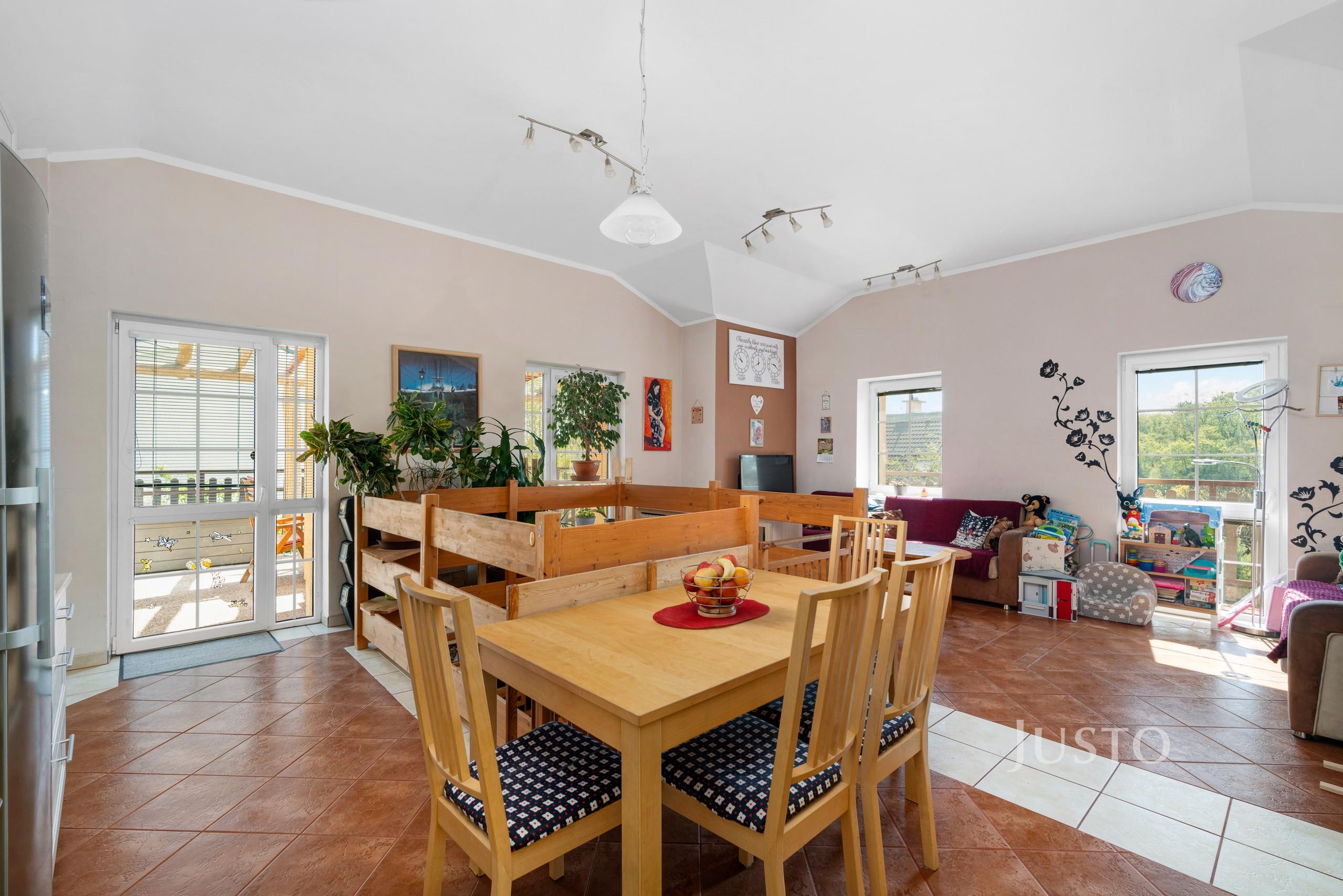 Prodej rodinného domu 145 m² s pozemkem 460 m²