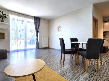 Pronájem bytu, 2+kk, 69 m²