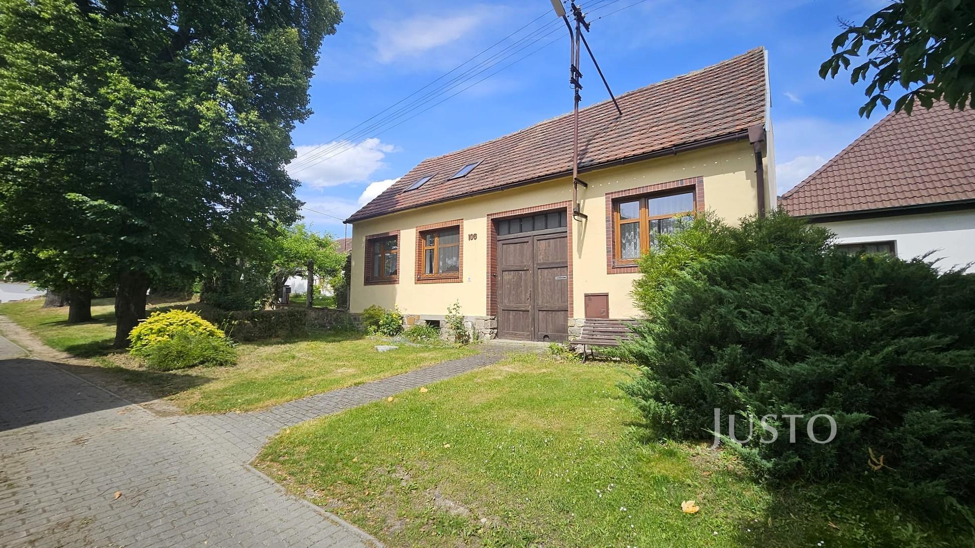 Prodej rodinného domu 156 m² s pozemkem 459 m²