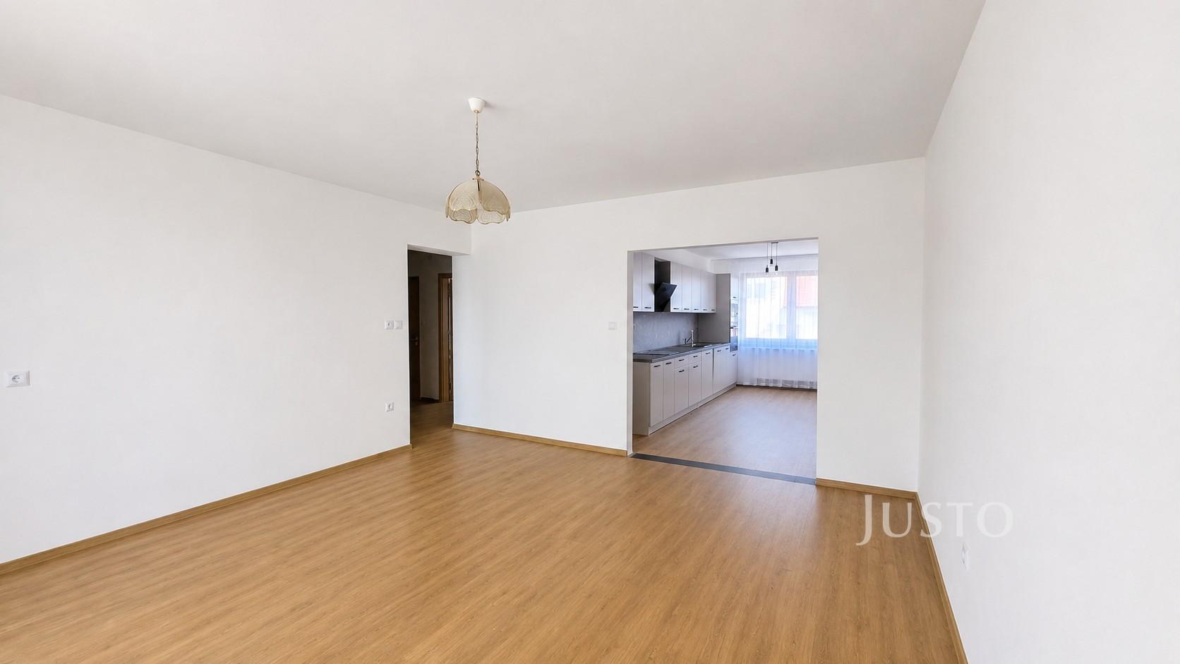Pronájem 3+kk 72 m² + zahrada, garáž, Písek - Smrkovice