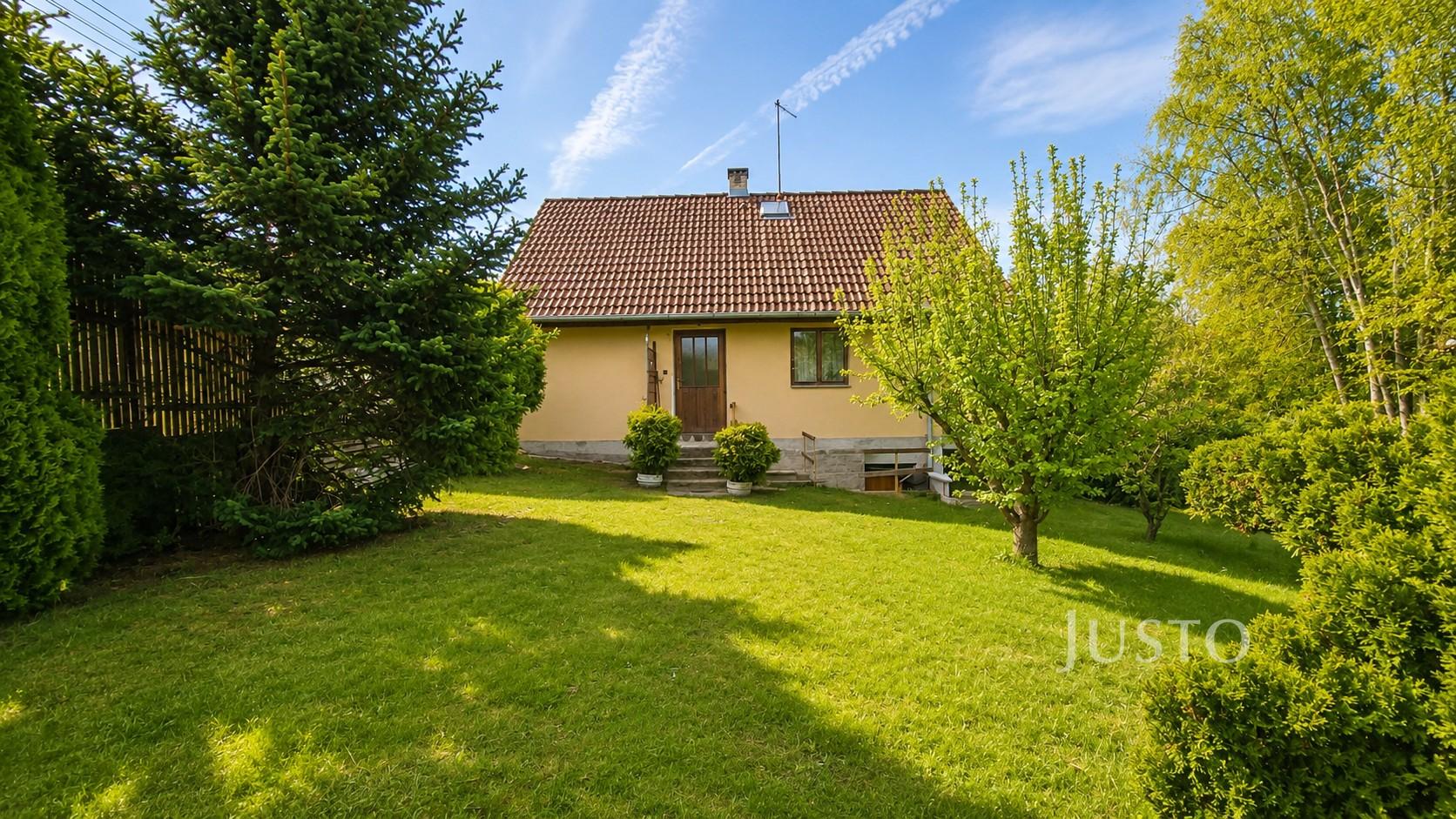 Prodej rodinného domu 100 m² s pozemkem 426 m² + terasa