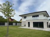 Prodej - dům/vila, 285 m²