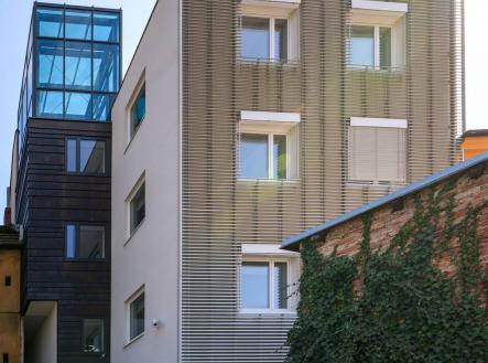 Pronájem - kanceláře, 163 m²