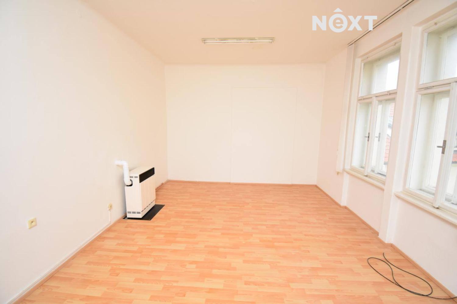 Pronájem komerční Kanceláře, 48㎡