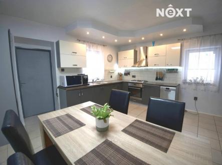 Prodej - dům/vila, 187 m²