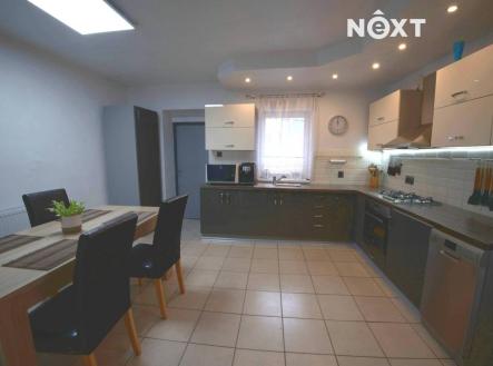 Prodej - dům/vila, 187 m²