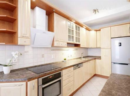 Prodej bytu, 3+kk, 70 m²