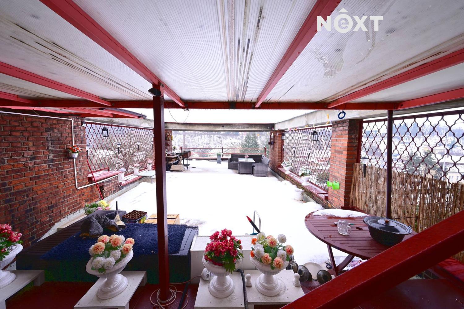 Prodej komerční Činžovní dům, 861㎡