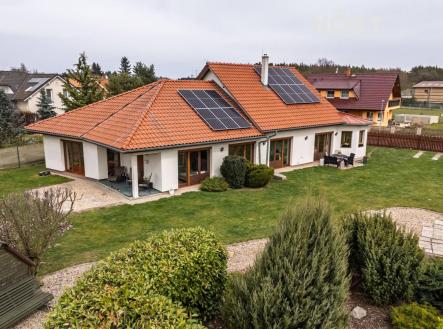 Prodej - dům/vila, 182 m²