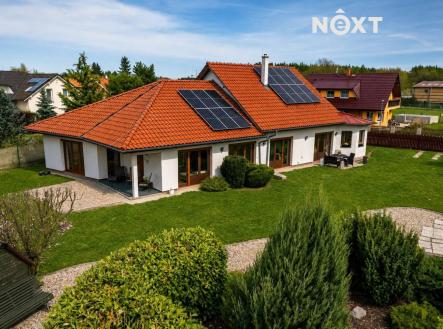 Prodej - dům/vila, 182 m²