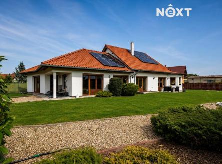 Prodej - dům/vila, 182 m²