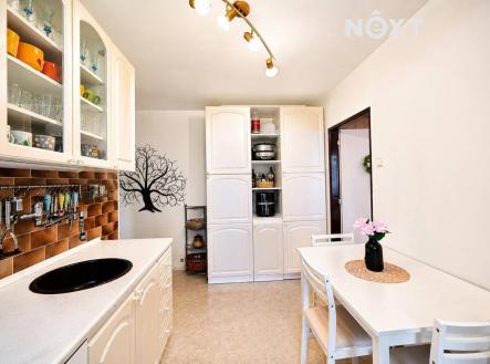 Prodej bytu, 3+1, 92 m²