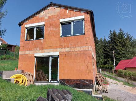 . | Prodej - dům/vila, 105 m²