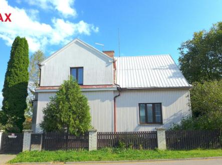 uliční pohled | Prodej - dům/vila, 145 m²