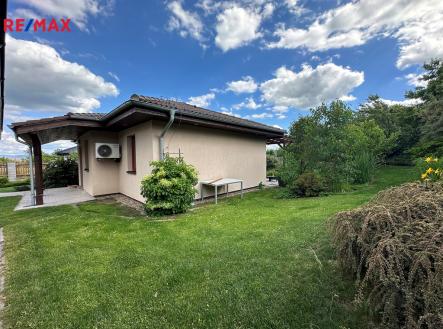 bocni-pohled-na-dum....jpg | Prodej - dům/vila, 114 m²