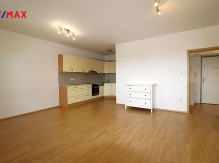 Obývací pokoj s kuchyňským koutem | Pronájem bytu, 2+kk, 63 m²